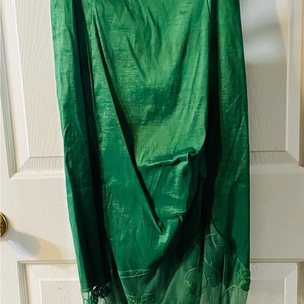 Hot Topic DC Comics Poison Ivy Vibrant Green Dress